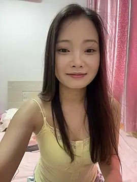 Snapshot of BIGBABYYEYE chatting on May 24, 2026, 6:18 am BIGBABYYEYE online show from May 24, 2026, 6:18 am