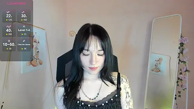 Snapshot of AliceeinWonderlanddd chatting on May 24, 2026, 3:22 am AliceeinWonderlanddd online show from May 24, 2026, 3:22 am
