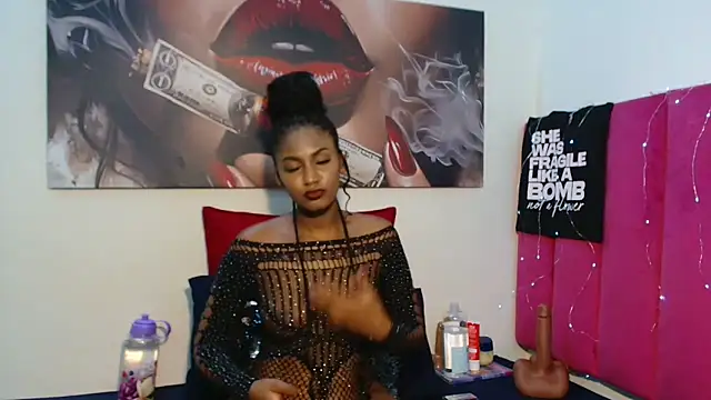 Moreish-06 online show from March 21, 2026, 6:44 pm