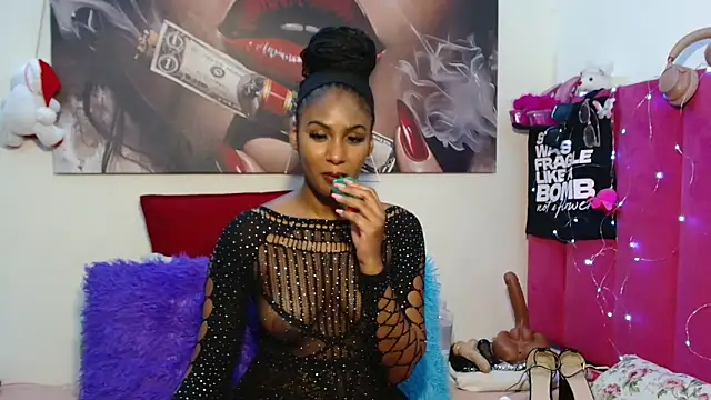 Moreish-06 online show from April 13, 2026, 6:35 pm