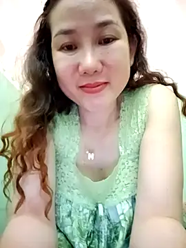 Snapshot of Ana-love2026 chatting on April 19, 2026, 1:54 pm Ana-love2026 online show from April 19, 2026, 1:54 pm