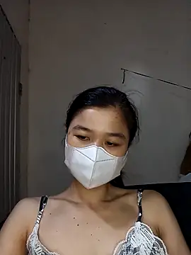 Snapshot of Daisy-lusia2026 chatting on April 24, 2026, 11:07 pm Daisy-lusia2026 online show from April 24, 2026, 11:07 pm
