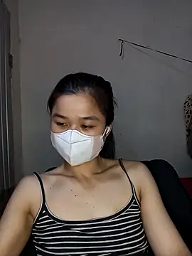 Snapshot of Daisy-lusia2026 chatting on April 30, 2026, 2:12 pm Daisy-lusia2026 online show from April 30, 2026, 2:12 pm