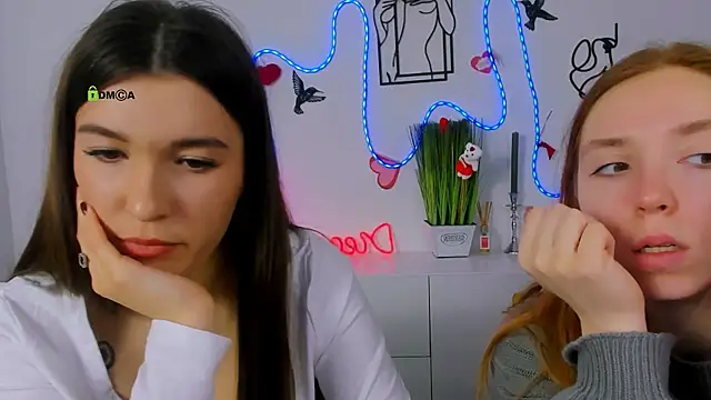 Snapshot of stella_flower chatting on February 22, 2026, 9:30 am stella flower online show from February 22, 2026, 9:30 am