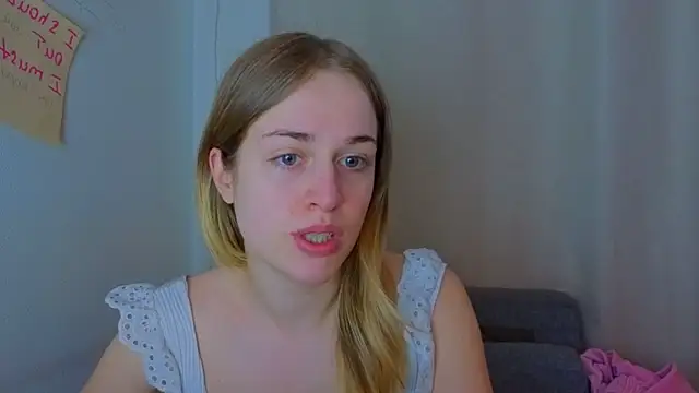 AnneRiver online show from April 1, 2026, 5:41 am