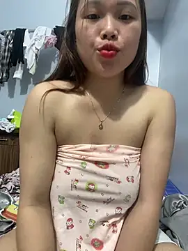 Emxinhka1 online show from June 25, 2026, 5:17 pm