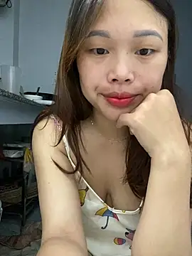 Emxinhka1 online show from July 13, 2026, 10:23 pm