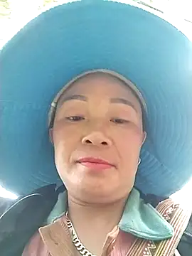 Neoone 1 online show from April 11, 2026, 7:45 am