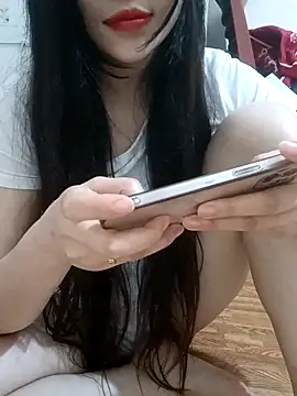 Snapshot of Moe-moex chatting on February 5, 2026, 3:44 am Moe-moex online show from February 5, 2026, 3:44 am