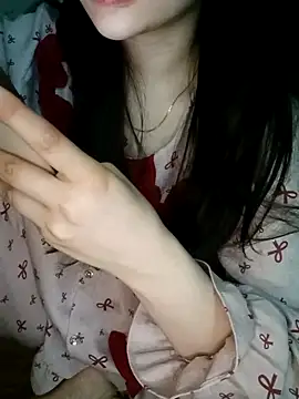 Snapshot of Moe-moex chatting on March 8, 2026, 10:57 pm Moe-moex online show from March 8, 2026, 10:57 pm