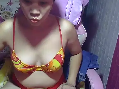 Snapshot of Sophia_Kate_69 chatting on February 27, 2026, 2:39 pm Sophia Kate 69 online show from February 27, 2026, 2:39 pm