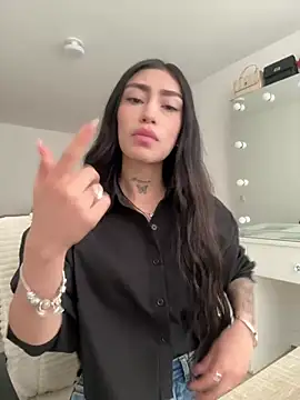 Snapshot of Bonny_Eva chatting on June 1, 2026, 7:59 pm Bonny Eva online show from June 1, 2026, 7:59 pm