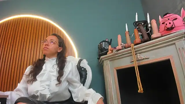 Snapshot of barbara_leython chatting on February 11, 2026, 12:54 pm barbara leython online show from February 11, 2026, 12:54 pm