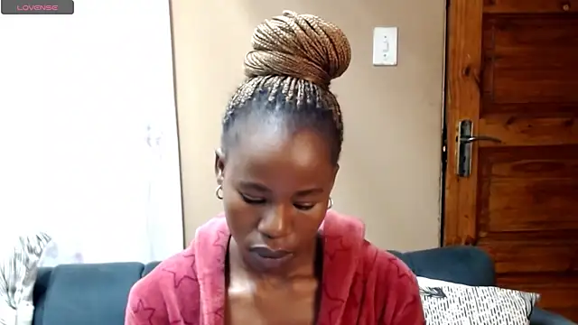 AppleAsss online show from July 29, 2026, 2:21 am