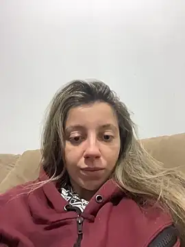 Snapshot of casal_uai chatting on June 9, 2026, 2:23 am casal uai online show from June 9, 2026, 2:23 am