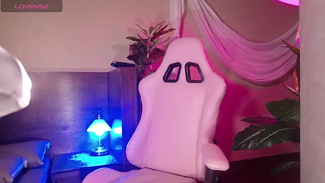 Snapshot of Maddie_fields chatting on February 24, 2026, 4:16 pm Maddie fields online show from February 24, 2026, 4:16 pm