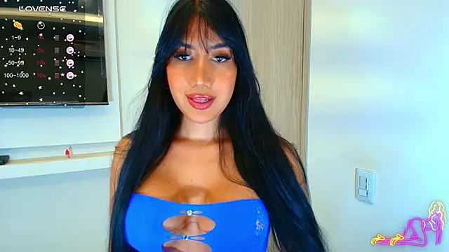 sexysaradoll x online show from April 23, 2026, 8:33 pm