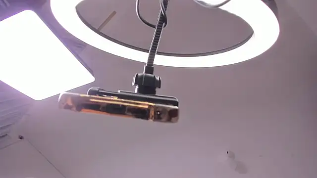 Snapshot of Nia13 chatting on March 2, 2026, 4:58 am Nia13 online show from March 2, 2026, 4:58 am