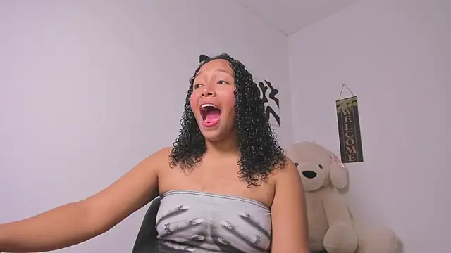 Nia13 online show from March 6, 2026, 6:54 am