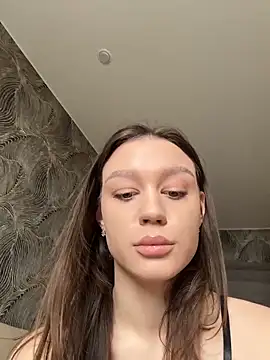 CarmenHill online show from May 10, 2026, 6:29 am