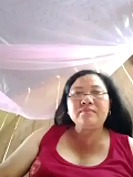 Snapshot of Cold-girlr12 chatting on May 7, 2026, 7:14 am Cold-girlr12 online show from May 7, 2026, 7:14 am