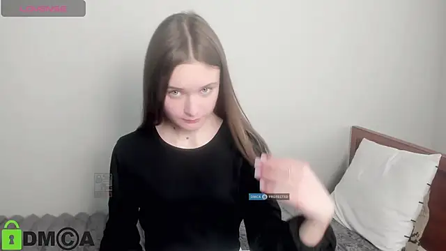 Snapshot of Elina_X chatting on May 7, 2026, 1:05 pm Elina X online show from May 7, 2026, 1:05 pm