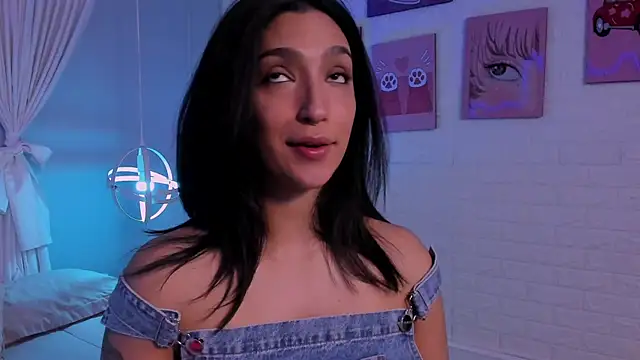 Cleo Foxx online show from July 22, 2026, 11:46 am