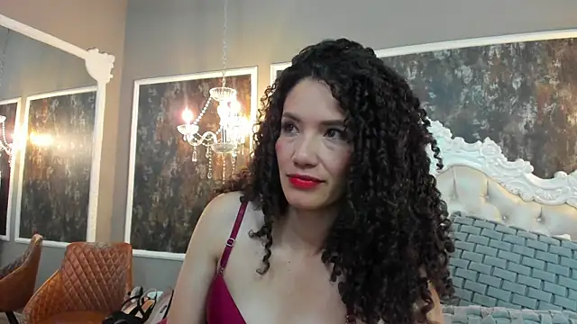 Snapshot of JuliethMilf chatting on April 20, 2026, 12:13 am JuliethMilf online show from April 20, 2026, 12:13 am