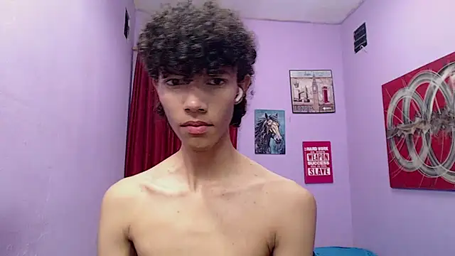 bigcock twinks online show from April 15, 2026, 7:43 pm