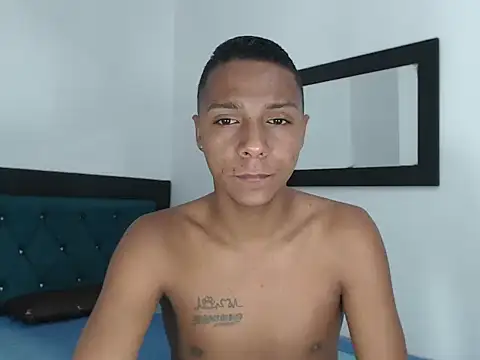 Snapshot of hotboyluxe chatting on April 24, 2026, 2:03 am hotboyluxe online show from April 24, 2026, 2:03 am