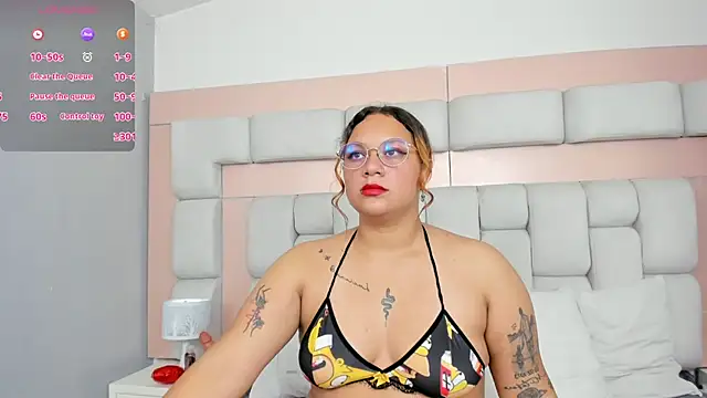 Snapshot of Laurent_glass chatting on February 26, 2026, 12:48 pm Laurent glass online show from February 26, 2026, 12:48 pm