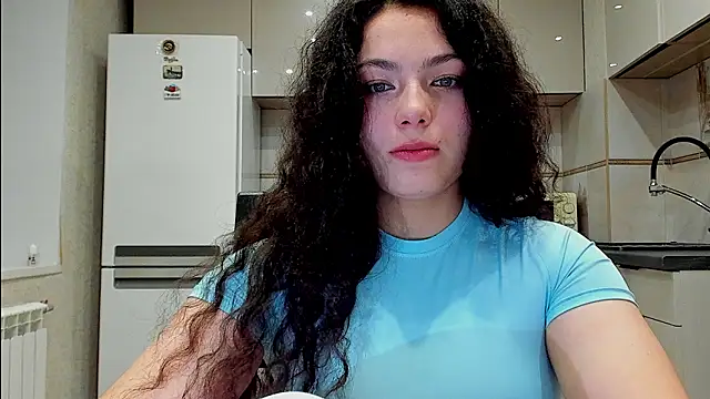 Dianasi online show from February 23, 2026, 5:10 pm