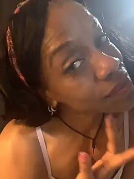 Snapshot of NatalieGainer_goodies chatting on May 2, 2026, 2:49 am NatalieGainer goodies online show from May 2, 2026, 2:49 am