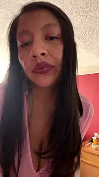 Snapshot of Bamby08 chatting on July 9, 2026, 7:29 pm Bamby08 online show from July 9, 2026, 7:29 pm