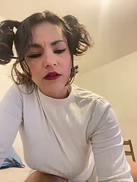 Snapshot of eva_luz chatting on May 23, 2026, 10:08 am eva luz online show from May 23, 2026, 10:08 am
