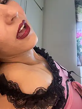Snapshot of eva_luz chatting on May 29, 2026, 1:53 pm eva luz online show from May 29, 2026, 1:53 pm