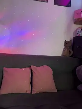 Snapshot of violettahotass chatting on March 3, 2026, 3:29 pm violettahotass online show from March 3, 2026, 3:29 pm