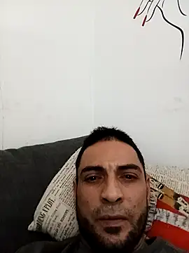 yoahotpetrafiery online show from February 9, 2026, 1:59 pm