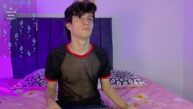 Snapshot of axxxel_twink chatting on June 27, 2026, 2:27 am axxxel twink online show from June 27, 2026, 2:27 am