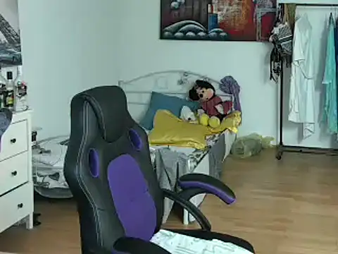 Snapshot of Sylly chatting on February 25, 2025, 3:49 pm Sylly online show from February 25, 2025, 3:49 pm