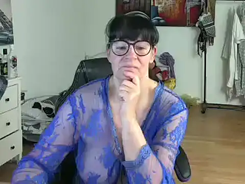 Snapshot of Sylly chatting on March 16, 2025, 7:59 am Sylly online show from March 16, 2025, 7:59 am