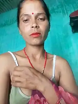 Snapshot of Hot_eras4 chatting on April 1, 2026, 3:31 pm Hot eras4 online show from April 1, 2026, 3:31 pm