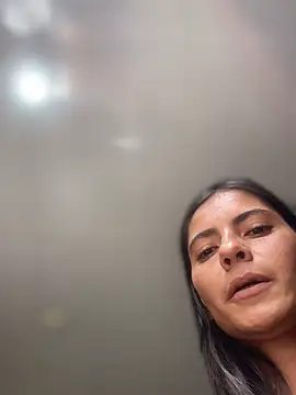 Snapshot of Esperanza_GS chatting on June 4, 2026, 6:14 pm Esperanza GS online show from June 4, 2026, 6:14 pm