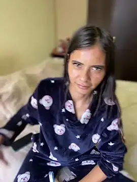 Snapshot of Esperanza_GS chatting on June 11, 2026, 1:31 pm Esperanza GS online show from June 11, 2026, 1:31 pm