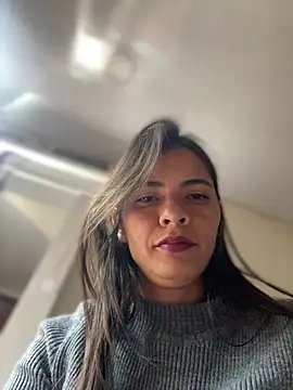 Snapshot of Esperanza_GS chatting on July 21, 2026, 6:10 pm Esperanza GS online show from July 21, 2026, 6:10 pm