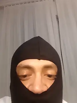 Snapshot of moannapozzy chatting on February 7, 2026, 8:40 am moannapozzy online show from February 7, 2026, 8:40 am