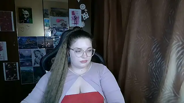 Snapshot of Teasing_Dora chatting on February 21, 2026, 8:21 pm Teasing Dora online show from February 21, 2026, 8:21 pm