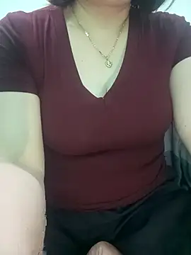 Ladyly99 online show from April 3, 2026, 5:27 am