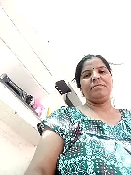punamji sexe online show from May 26, 2026, 3:35 am