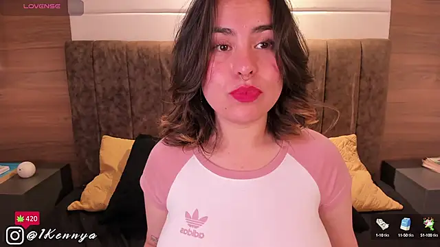 Kennya Rodriguez online show from December 15, 2024, 7:13 am